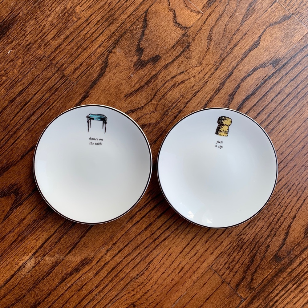 Kate Spade Concord square “cause a stir” plates